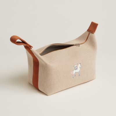 103587M 04_worn_3?size=3000,